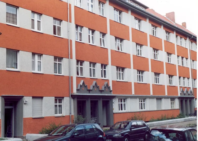 Schöne 3 Zimmerwohnung im Altbau — photo 1